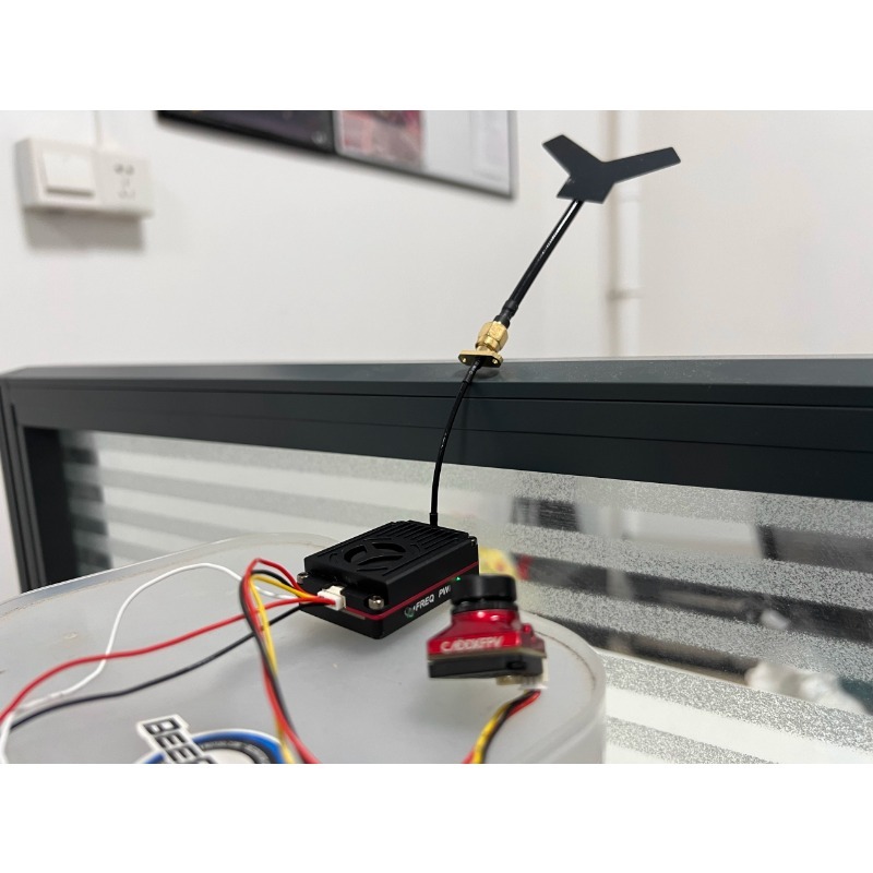 3.3GHz FPV VTX/VRX  3W Analog  - Fpv Drone Transmitter のレビューと価格